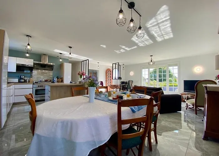 Chambre cosy RDC avec véranda, jardin privé et wifi, proche plage – Saint-Michel-Chef-Chef - FR-1-306-1256